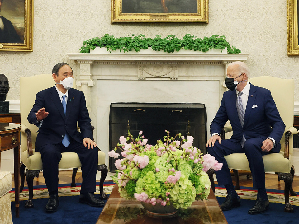 At the summit meeting, Prime Minister Suga and President Biden discussed a wide range of topics including regional situations, climate change, and economic cooperation.
