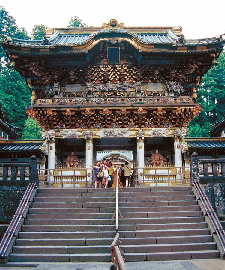 Power Assist Suits reduced back stress and helped officials pick up shots at shot-put venues, while also aiding personnel in the exchange of weight plates during powerlifting competitions. TOKYO 2020