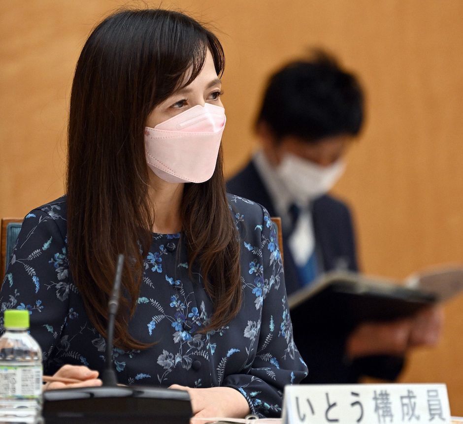 Ito emphasizes the importance of recurrent education at the Council for the Creation of Future Education, to which she belongs. ASAHI SHIMBUN  
