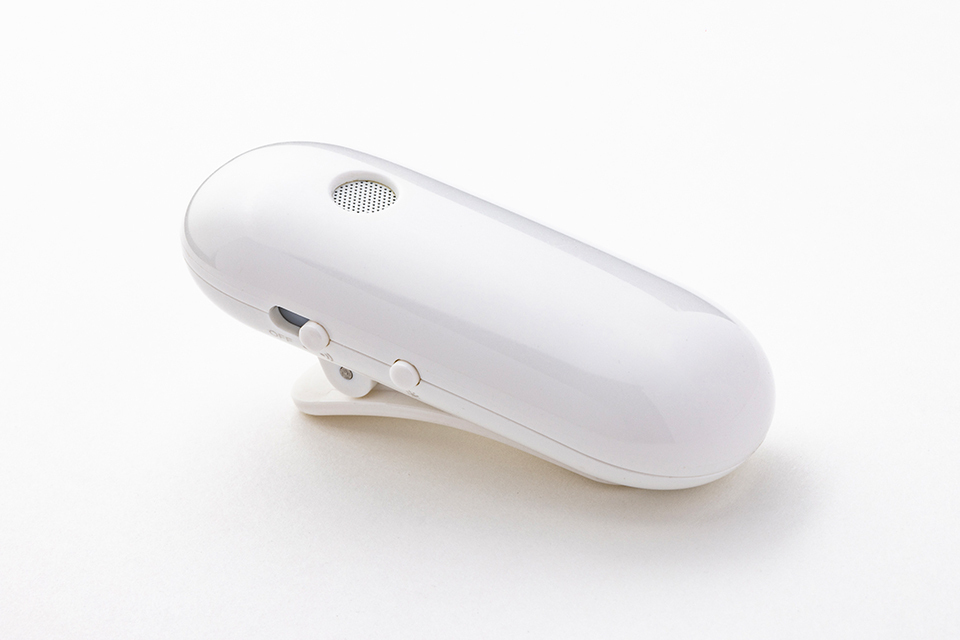 Image of a small white Ontenna device