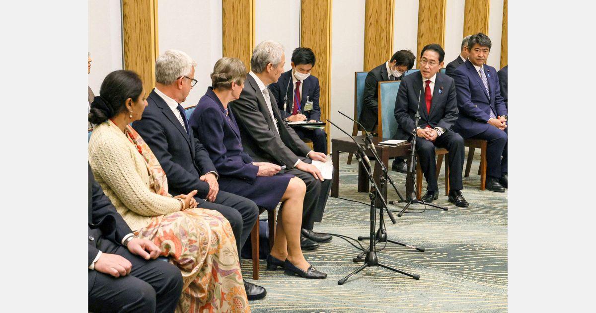 Taking Practical Steps for Achieving a World Without Nuclear Weapons