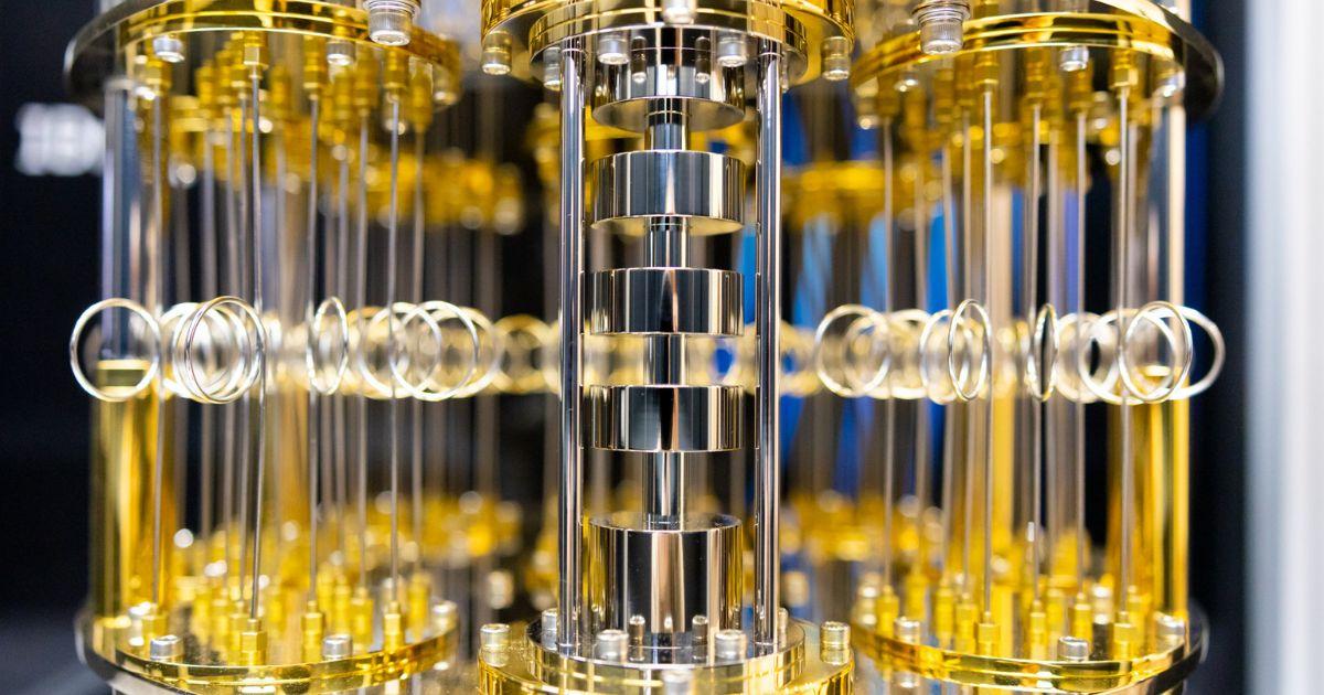 Pursuing The 100 000 Qubit Quantum Computer Through Japan U S 
