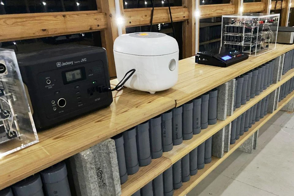 Micropower energy stored in special batteries, being used to power a rice cooker and other appliances