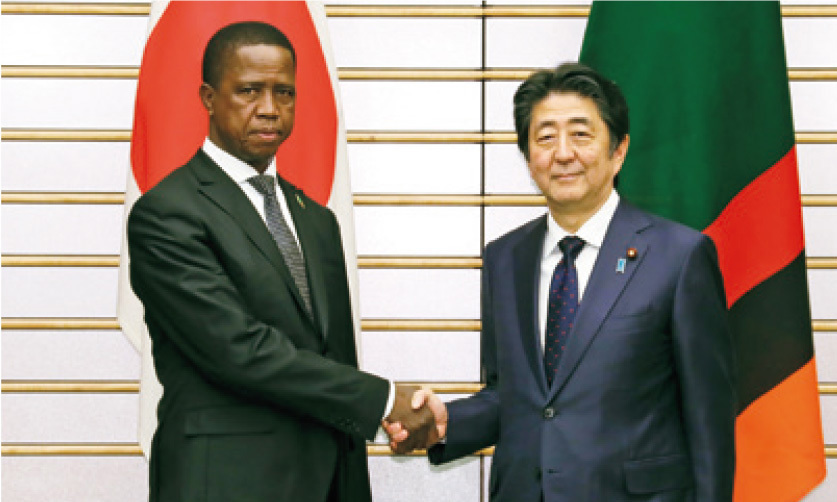 Met with H.E. Mr. Edgar Chagwa Lungu, President of the Republic of Zambia, at the Japanese Prime Minister’s Office. (December 2018)