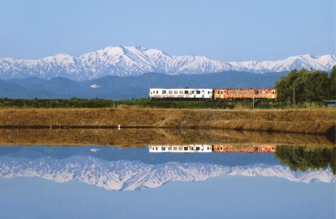 Nagai City is rich in nature and embraced by beautiful mountains.