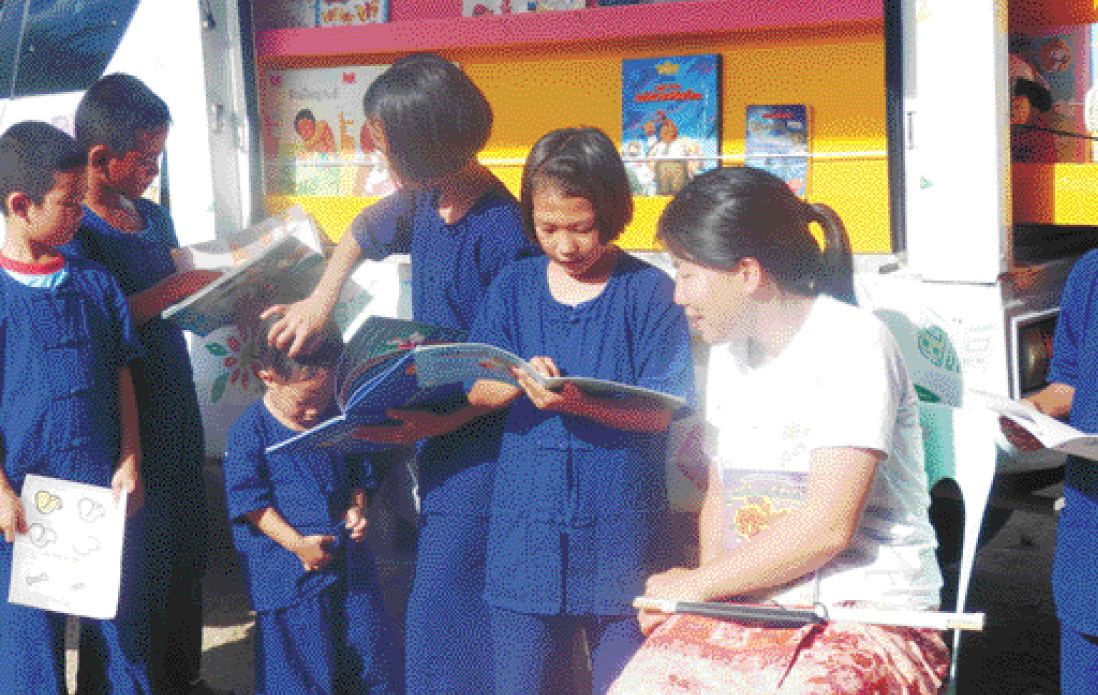 “Children are so innocent. When I bring them a book, they enjoy it so much,” says Horiuchi.
