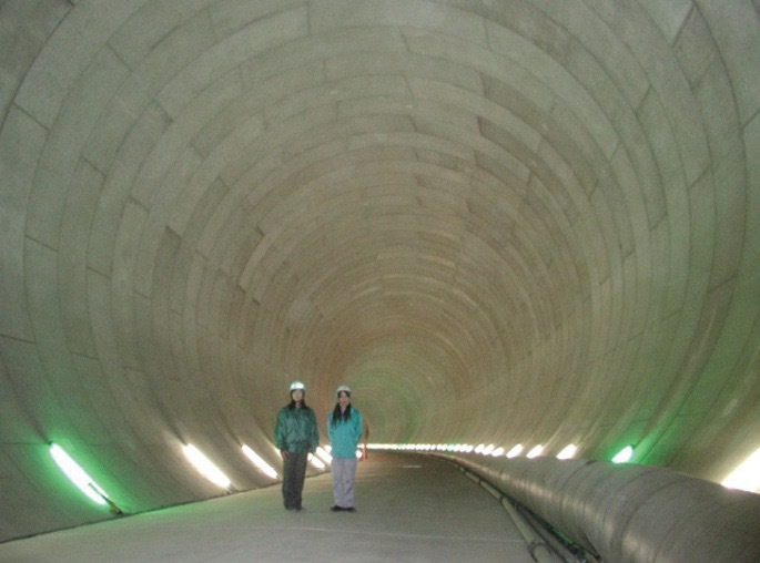 Even the tunnels connecting each bank are immense. 