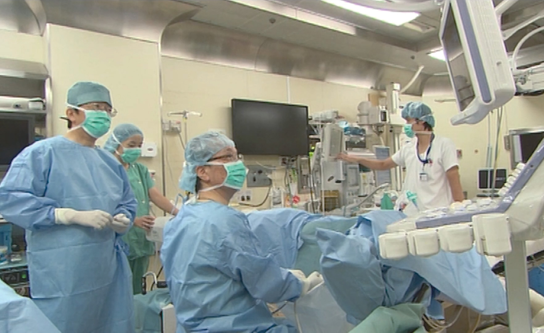 Okayama utilizes its abundant medical resources for community development, helping everyone to live a long and healthy life.