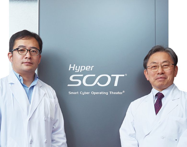 Dr. Jun Okamoto, Assistant Professor (left) and Professor Yoshihiro Muragaki (right) of the Faculty of Advanced Techno-Surgery, Tokyo Women’s Medical University.