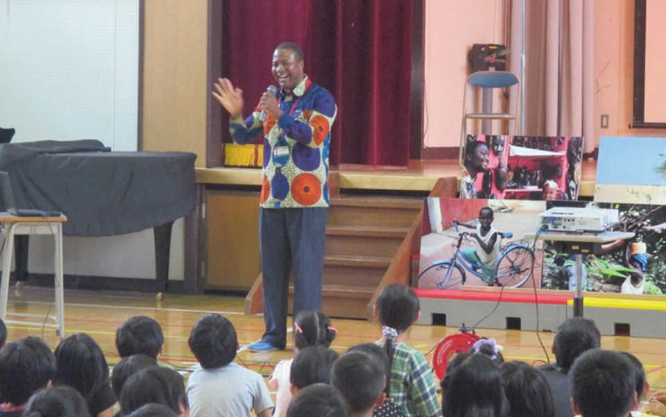 Children learning about the culture of Togo.