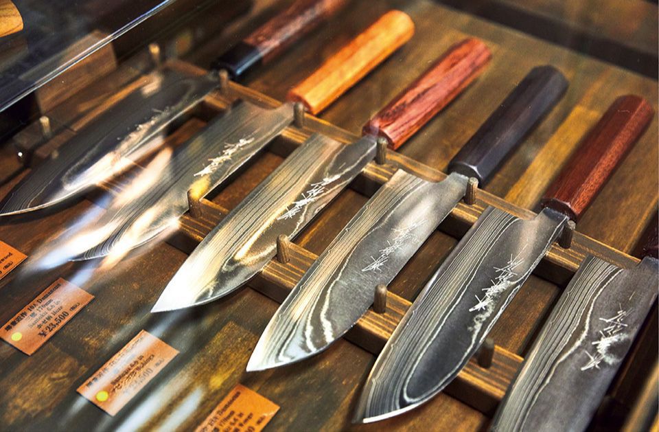 A Canadian Knife-Shop Owner Inspires Craftsmanship / The Government of Japan - JapanGov -